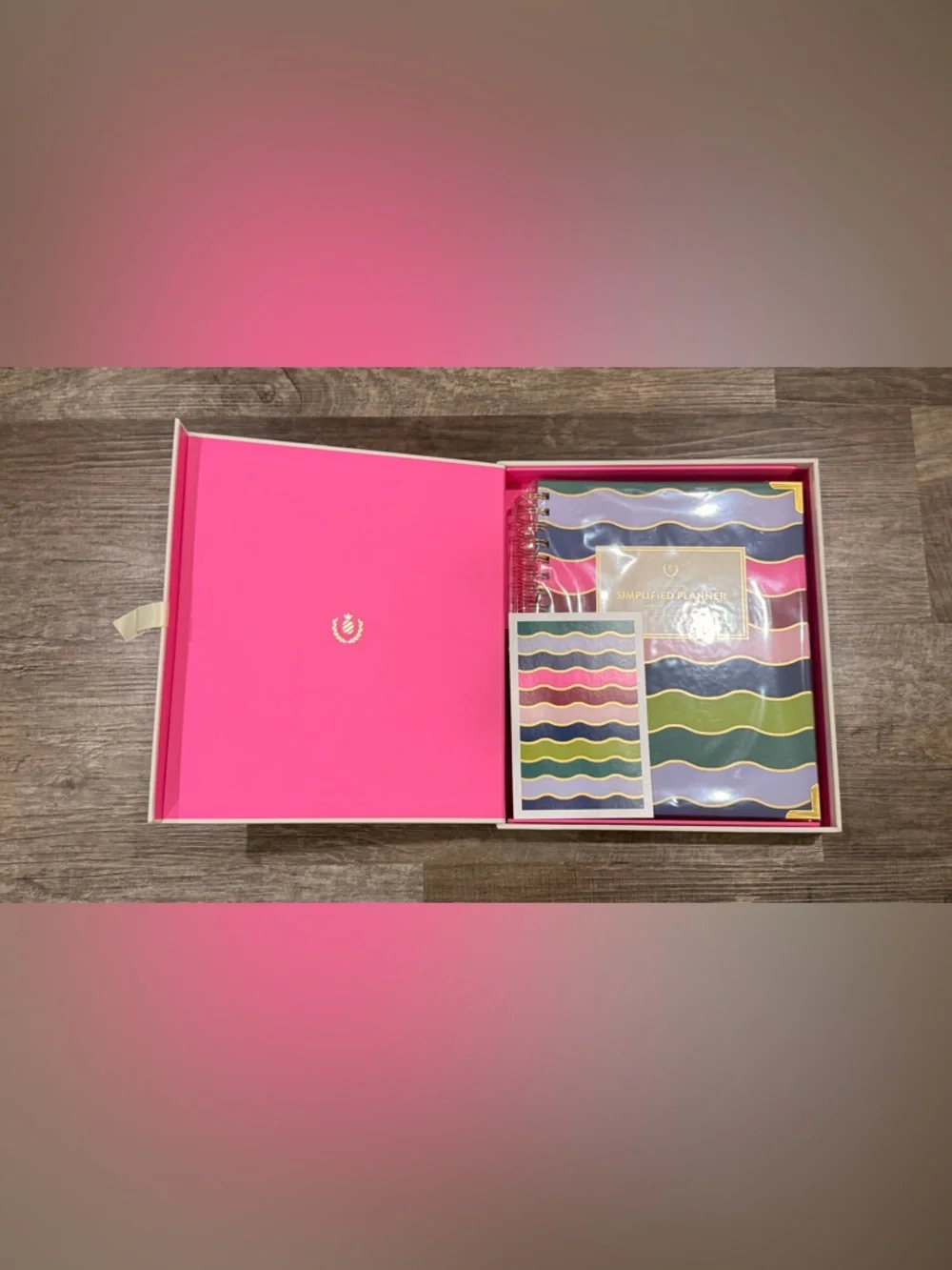 New the Simple Planner Hardback Planner - Picture 3 of 11